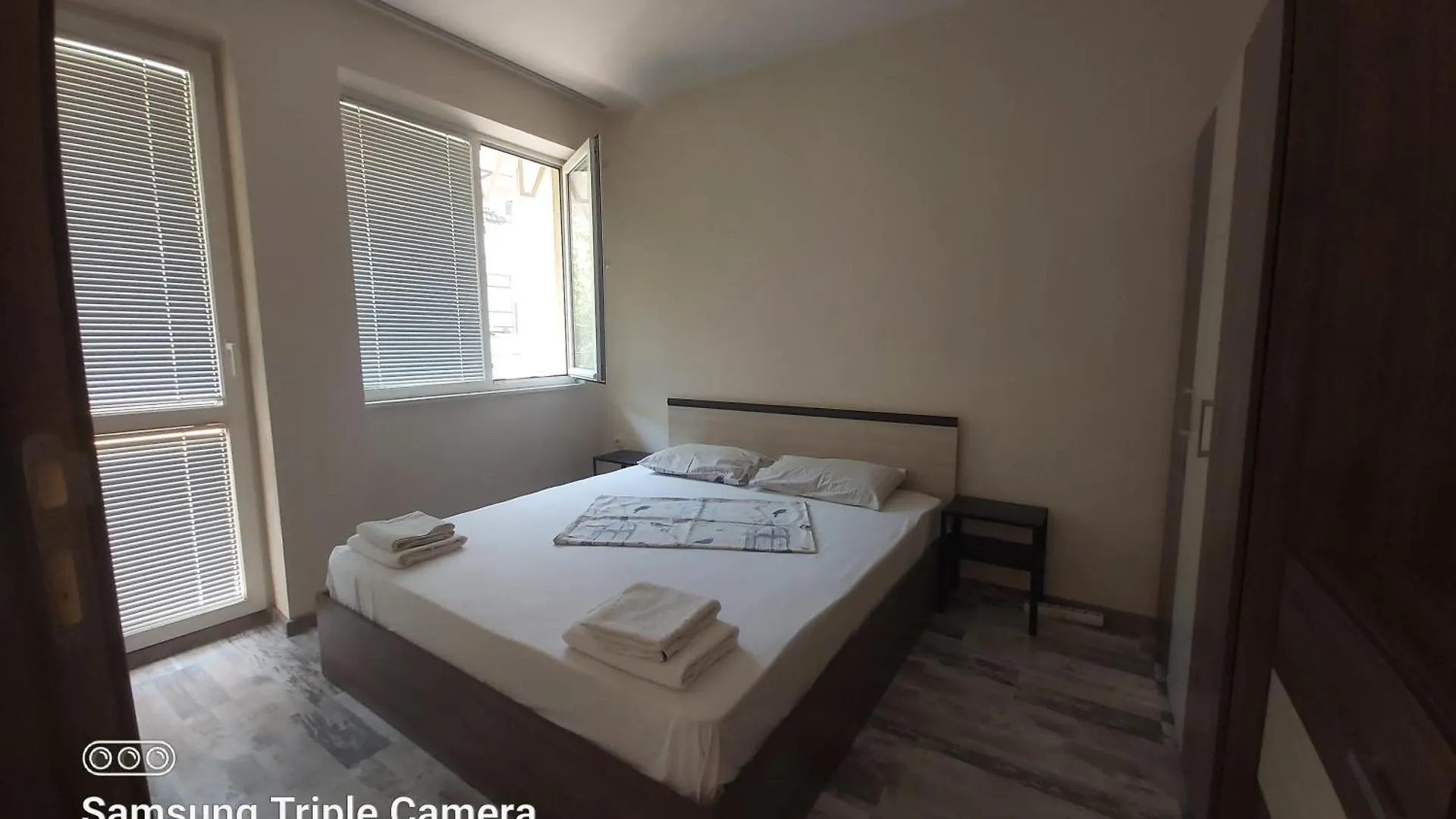 Drin - Apartments In The Heart Of Varna 0*,